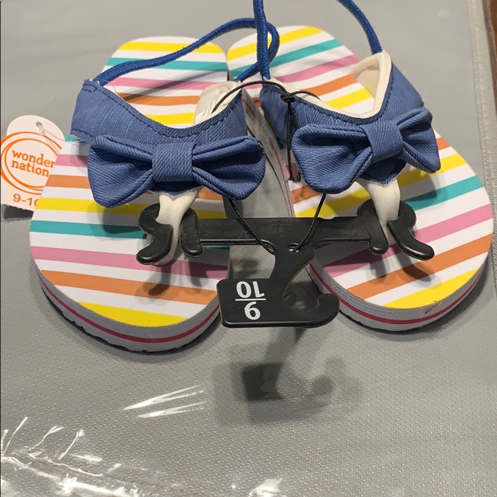 Toddler flip flops